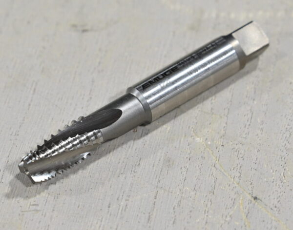 1/4" - 18 NPT SP. FLUTE X-Length PIPE NPT Tap